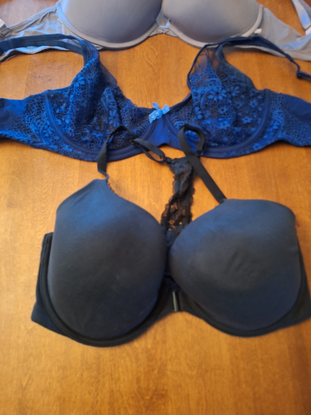 Victoria's Secret Black and Blue Lace & Molded Push-Up Bra Duo